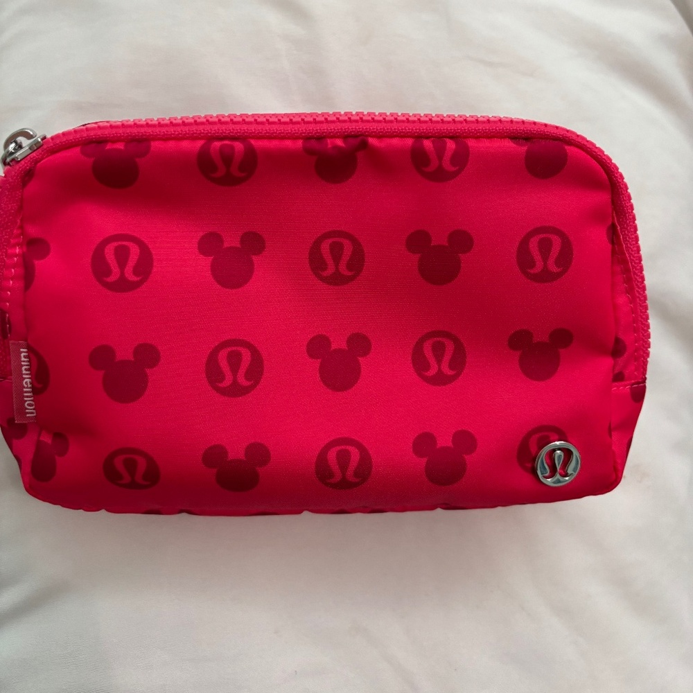 Lulu lemon Disney Bag